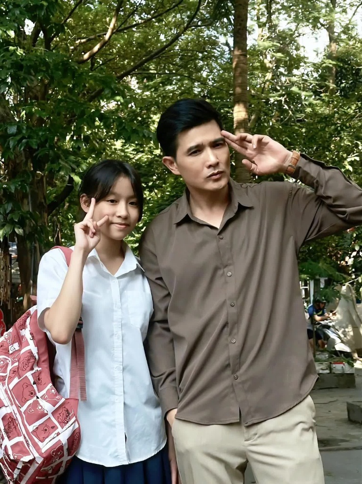 Lời chia tay đặc biệt của dàn diễn viên 'Dưới ô cửa sáng đèn' - 10