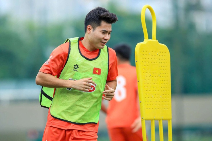 Chân dung “máy tạt bóng” của ĐT Việt Nam tại ASEAN Cup 2026 - 6