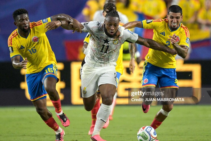 Ghana vất vả trước Colombia