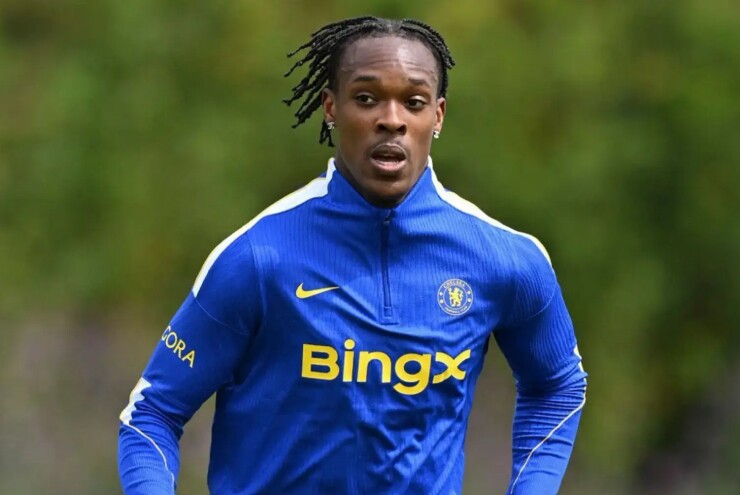 Chelsea có màn khởi động suôn sẻ