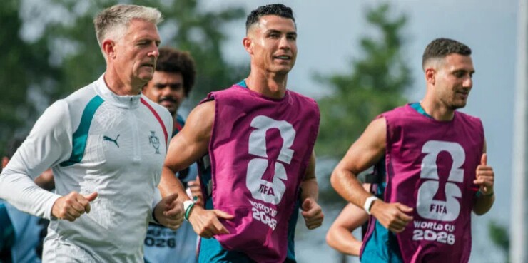 Ronaldo tạo "cơn sốt" ở Canada