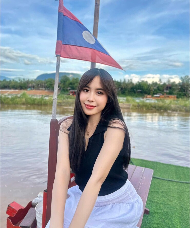 Hot girl người Lào Maysaa gây chú ý với bài đăng sau trận thua của Đức & Hà Lan - 2