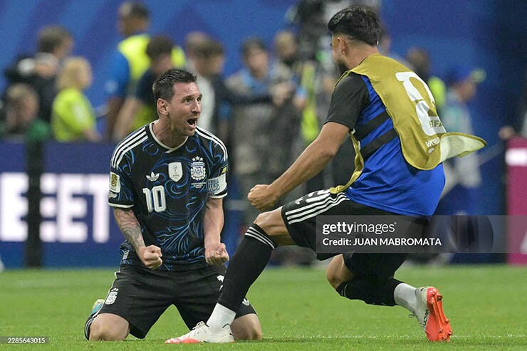 Messi giúp Argentina vượt qua Anh, ghi danh chung kết World Cup 2026