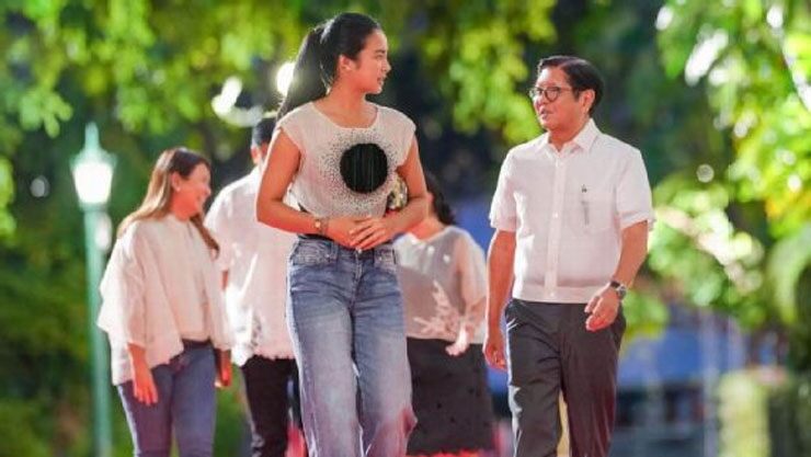 Alex Eala khẳng định với Tổng thống Ferdinand Marcos Junior sẽ nỗ lực hết mình để đại diện cho những giá trị tốt đẹp nhất của Philippines cả trên sân đấu lẫn ngoài đời thường.