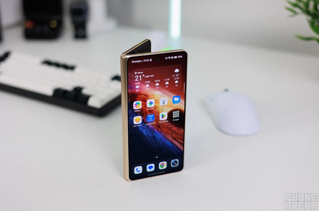 Honor Magic V6. 