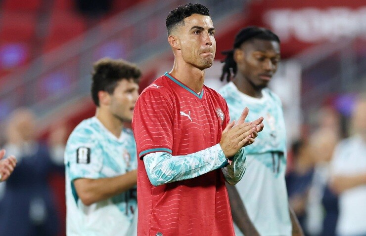 Ronaldo được vinh danh sau đại chiến Bồ Đào Nha - Croatia, rơi lệ tri ân Jota - 2