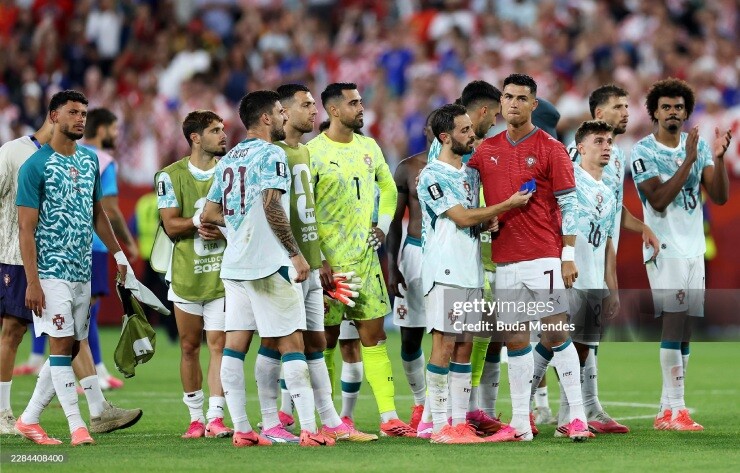 Ronaldo được vinh danh sau đại chiến Bồ Đào Nha - Croatia, rơi lệ tri ân Jota - 4