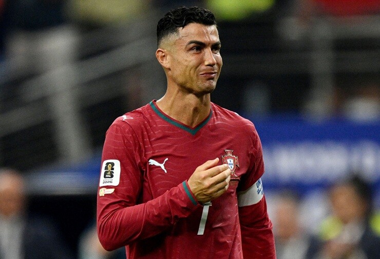 Ronaldo bật khóc sau khi Bồ Đào Nha bị loại khỏi World Cup 2026