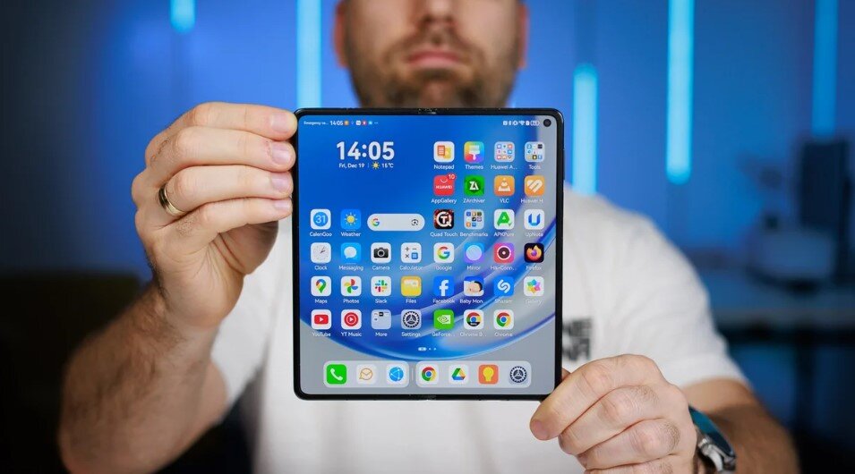 Galaxy Z Fold 7.