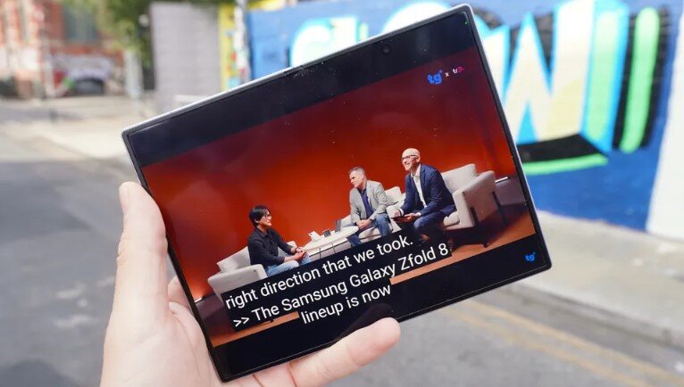 Màn hình rộng của&nbsp;Galaxy Z Fold 8.