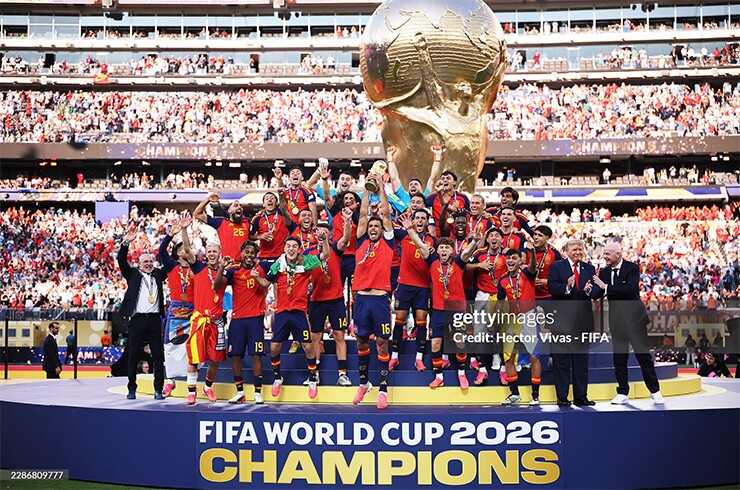 Yamal trở thành nhà vô địch World Cup khi mới 19 tuổi