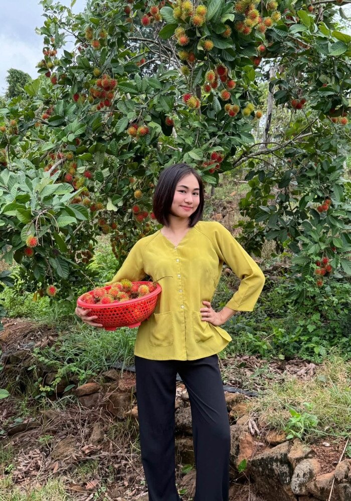 Ngân Hòa tích cực chia sẻ cuộc sống, công việc trên mạng xã hội.&nbsp;