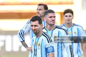Vì sao Messi không về Argentina mừng công sau ngôi á quân World Cup?