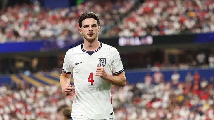 Declan Rice bị bệnh