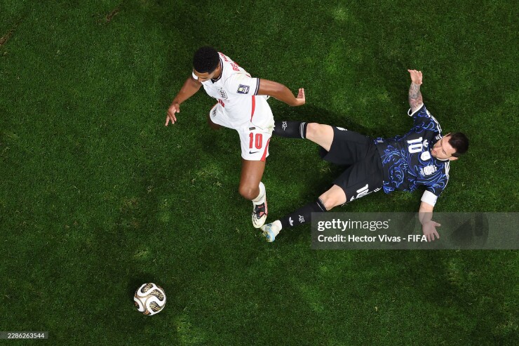 Đỉnh cao Anh đấu Argentina: Messi nhảy múa trước dàn sao "Tam sư" - 8