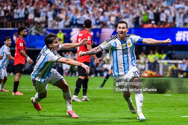 Messi ở tuổi 39 vẫn phải gồng gánh Argentina