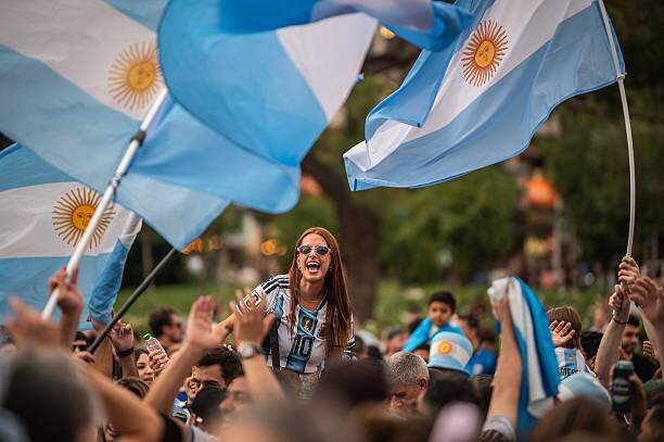 Trực tiếp fan Argentina - Tây Ban Nha mở hội: Rực rỡ sắc màu chung kết World Cup - 8