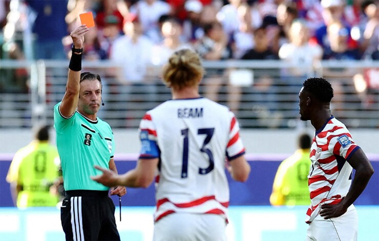 Màn xóa thẻ của FIFA với Balogun là sự việc gây tranh cãi lớn nhất World Cup năm nay
