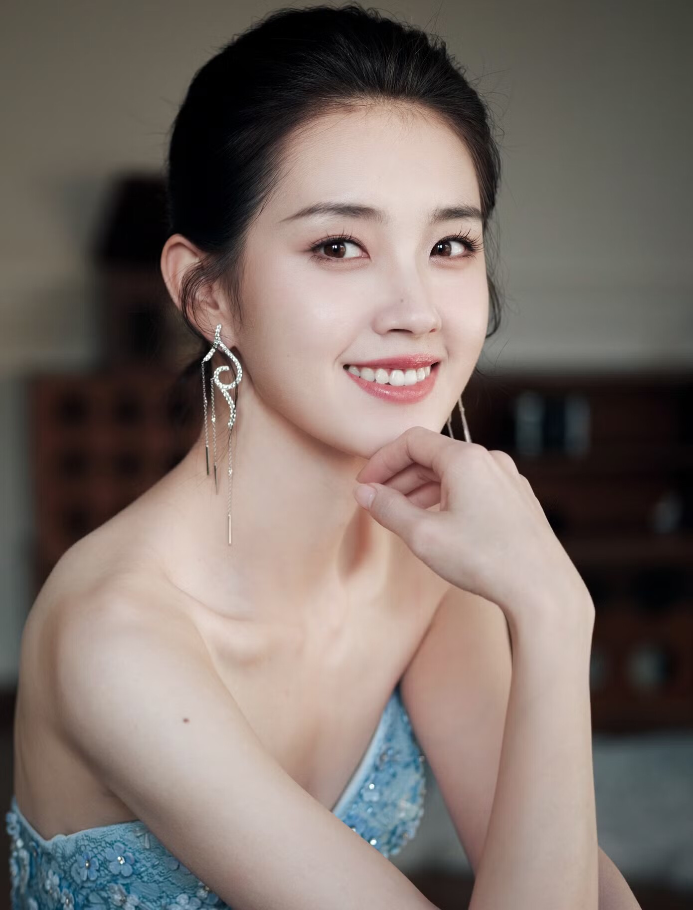 Nhà sản xuất tố cáo Quách Vũ Hân thường xuyên nói xấu, khinh thường đồng nghiệp.