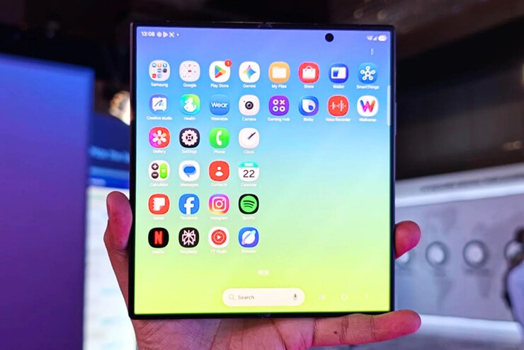 Galaxy Z Fold8 Ultra có phí sửa màn hình lên tới 639 USD.
