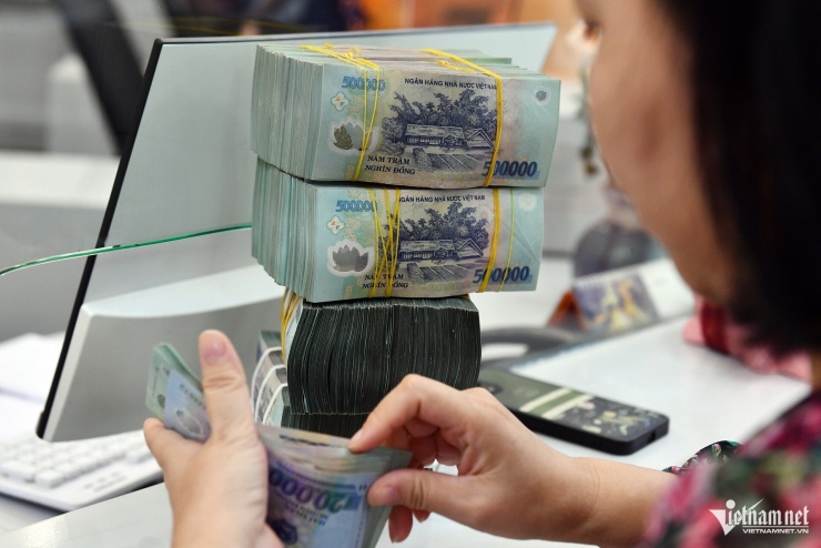 Vợ chồng một hộ kinh doanh vay ngân hàng gần 600 triệu để bổ sung vốn kinh doanh cà phê rang, nhưng chỉ trả được hơn 6,7 triệu tiền lãi. Ảnh minh họa: Nam Khánh