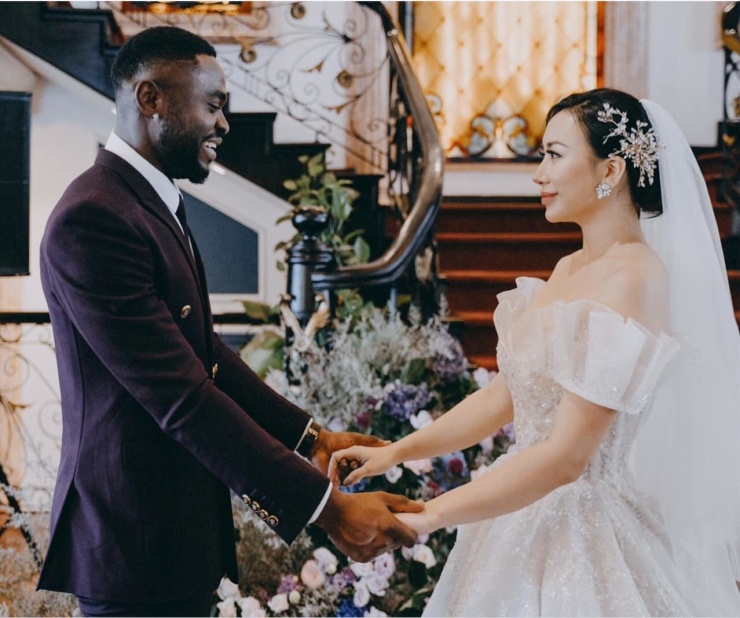 Cặp đôi gặp gỡ lần đầu năm 2018 và nhanh chóng trúng 'tiếng sét ái tình'. 