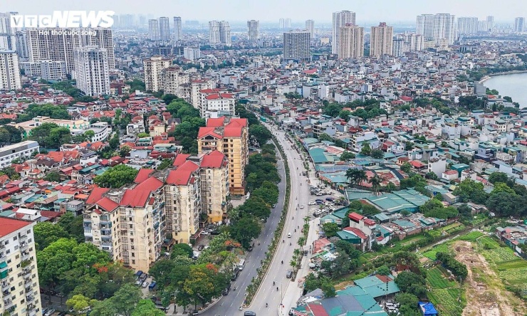 Trước đó, nhiều đoạn của tuyến Vành đai 2,5 đã được đưa vào khai thác, trong đó có đoạn từ hầm chui Giải Phóng đến hồ Đầm Hồng.