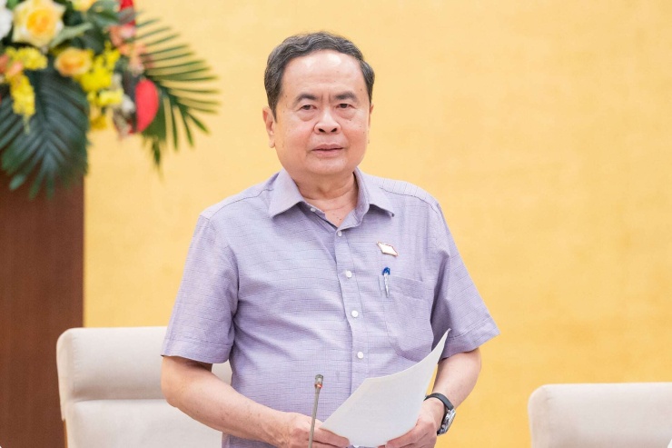 Bí thư Đảng ủy Quốc hội, Chủ tịch Quốc hội Trần Thanh Mẫn phát biểu chỉ dạo tại Hội nghị Ban Thường vụ Đảng ủy Quốc hội với các Tổ trưởng Tổ đảng, Trưởng đoàn, Phó Trưởng đoàn phụ trách Đoàn đại biểu Quốc hội các tỉnh, thành phố, chiều 2/8. Ảnh: Quochoi.vn
