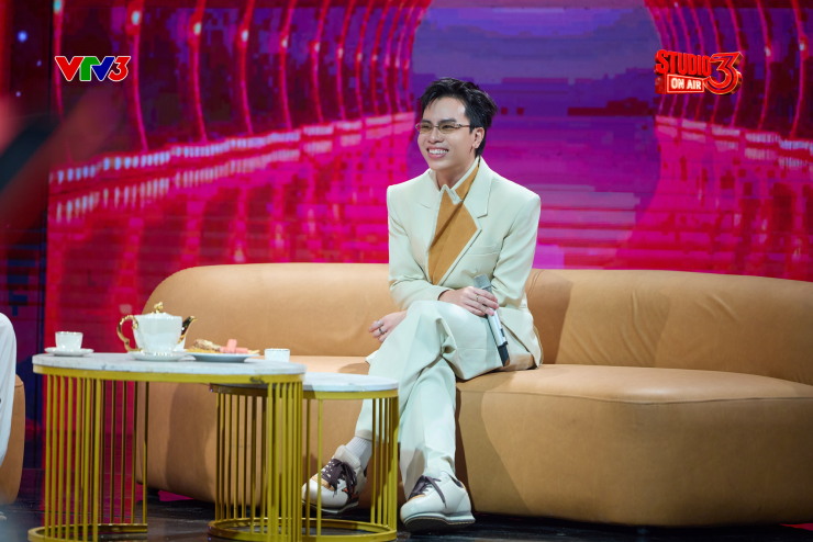 Nhạc sĩ, ca sĩ Hứa Kim Tuyền. Ảnh VTV