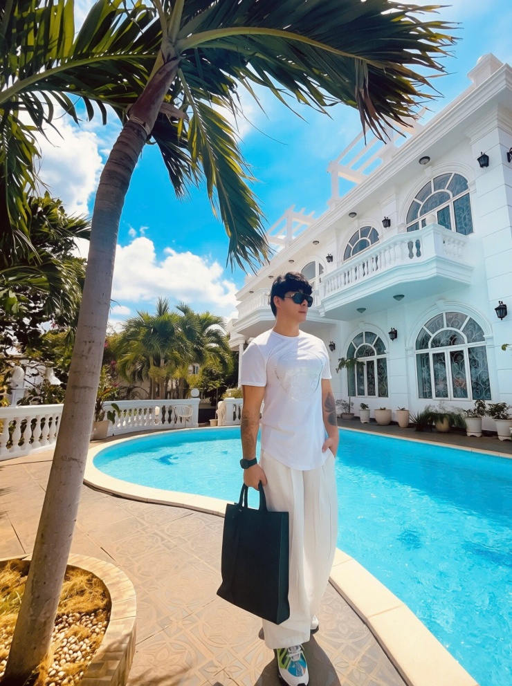 Biệt thự 1.600 m2 ven biển của Nathan Lee - 2
