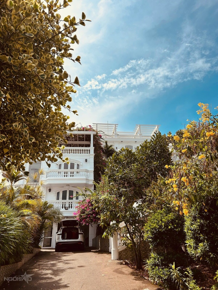 Biệt thự 1.600 m2 ven biển của Nathan Lee - 1