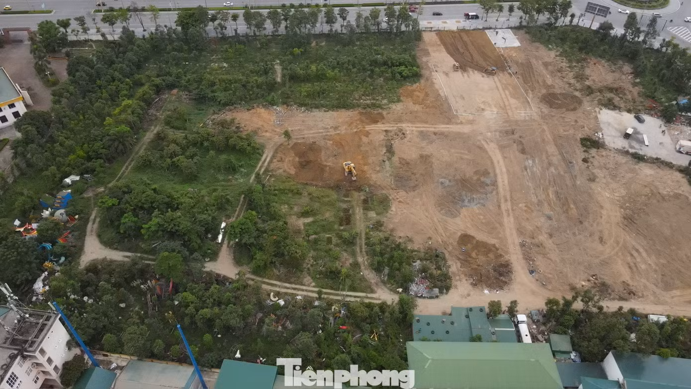 Theo lãnh đạo Trung tâm Phát triển quỹ đất tỉnh Nghệ An, ngày 16/8 tới đây sẽ tổ chức đấu giá. Hiện có ít đơn vị đăng ký tham gia đấu giá “khu đất vàng” nói trên.