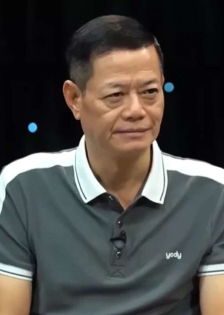 Xuân Tùng gần đây trên chương trình của VTV. Ảnh: VTV