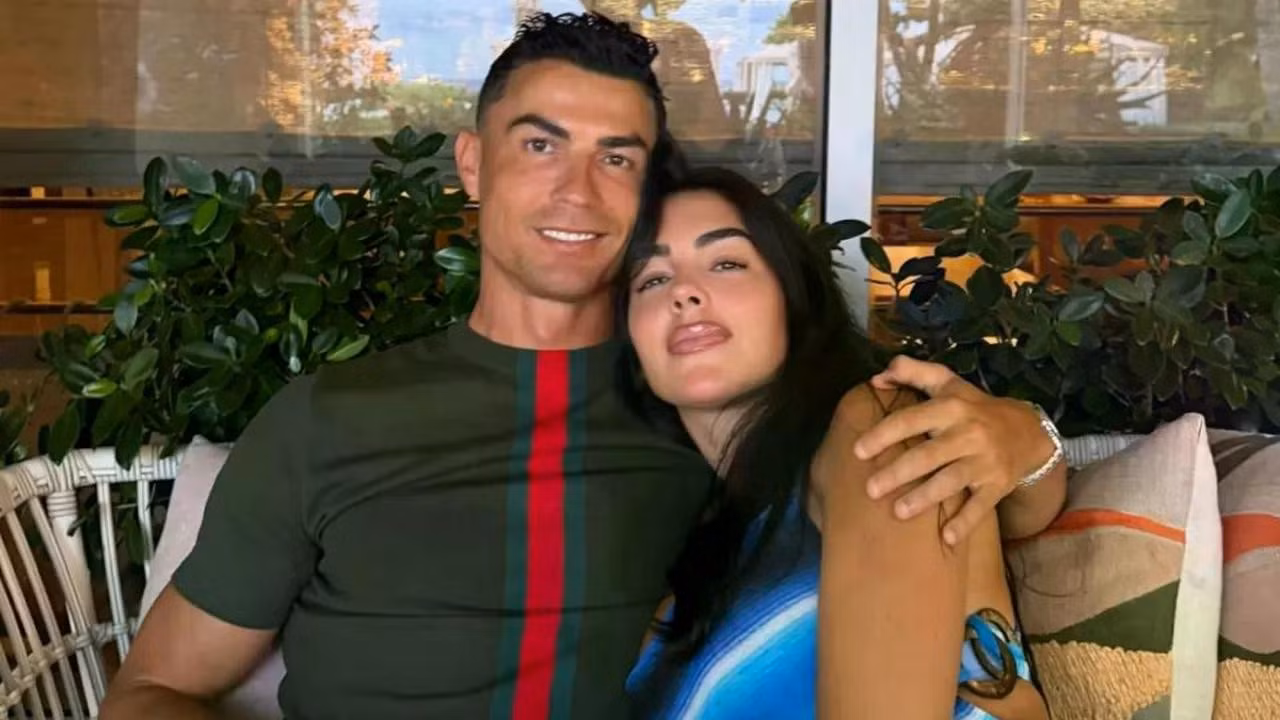 Chị gái khẳng định Ronaldo chưa cưới năm nay. Ảnh: IG