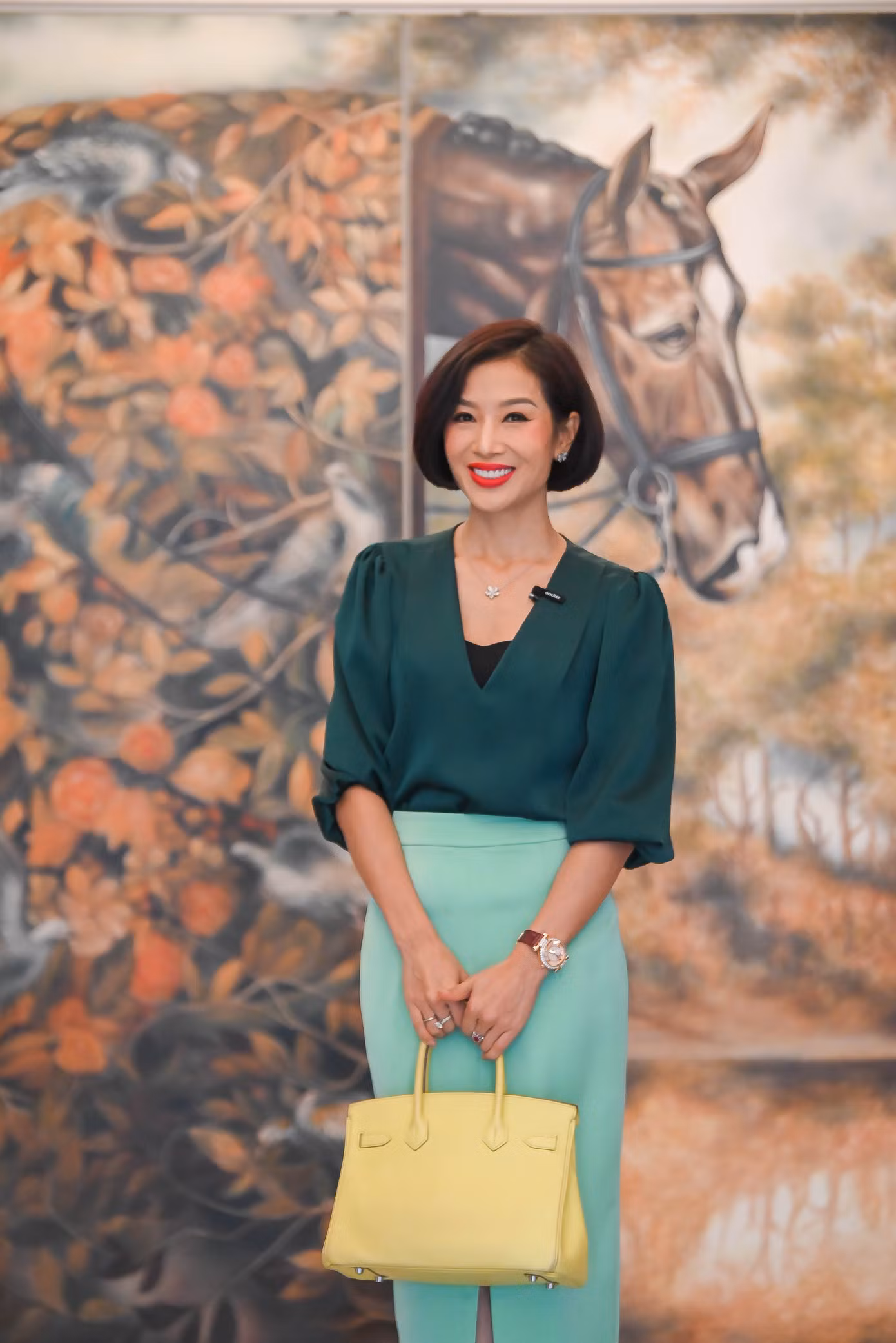 Căn biệt thự của gia đình Hoa khôi Thu Hương có giá trị khoảng 200 tỷ đồng. Tuy nhiên, thay vì nhấn mạnh giá trị tài sản, Thu Hương nói cô thích gọi cuộc sống hiện tại là “viên mãn”. Ảnh: NVCC .