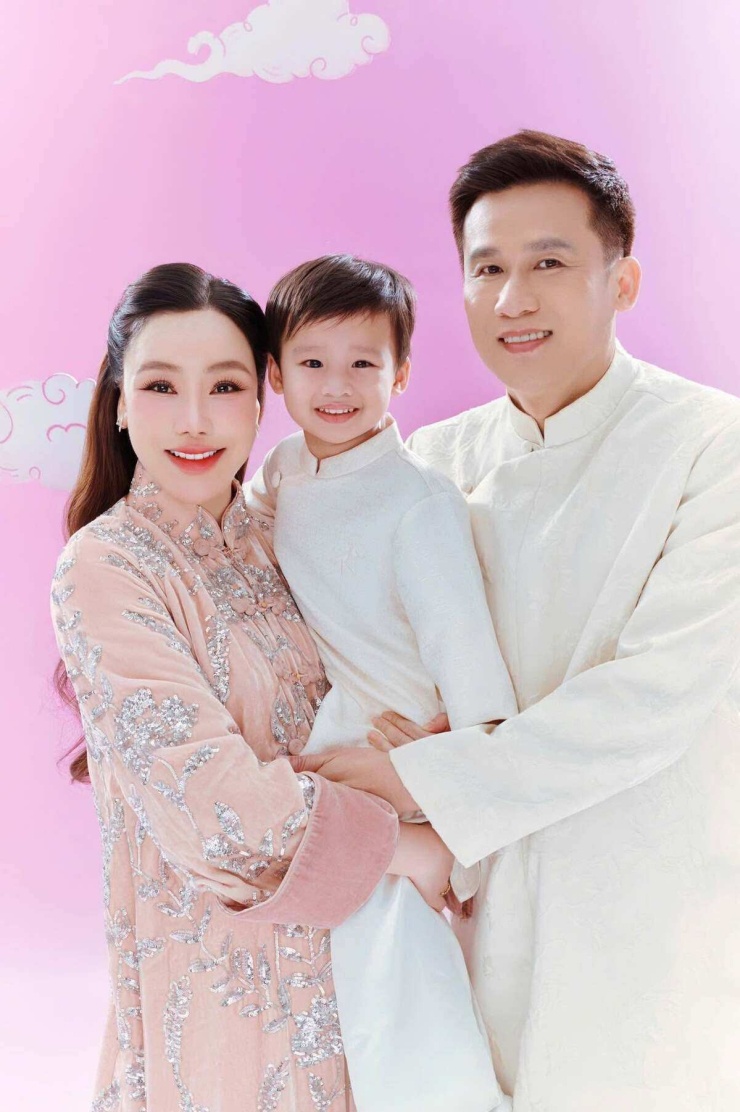 Cuộc sống Hồ Quỳnh Hương sau một năm cưới - 5