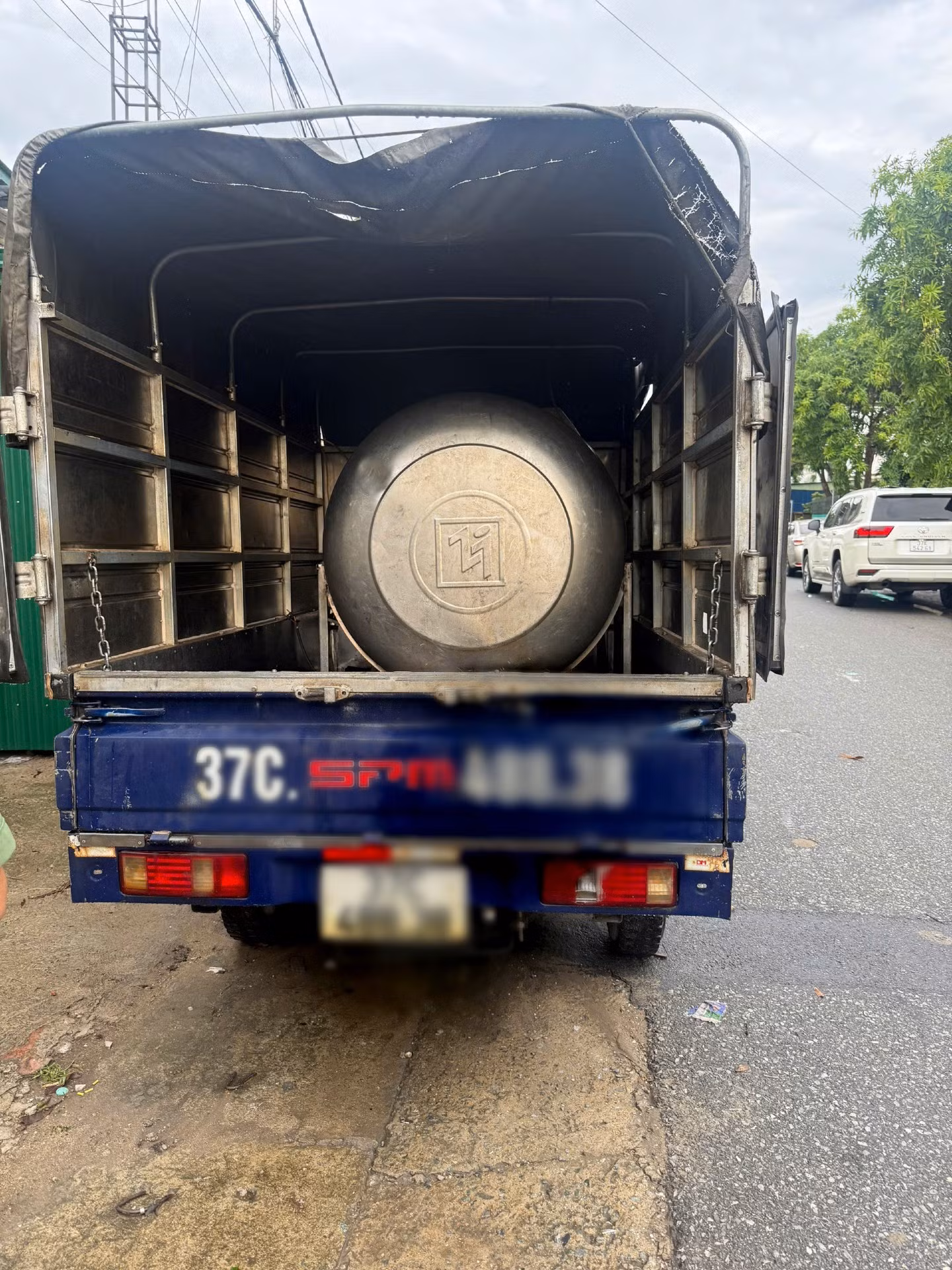 Lái tàu cầm đầu đường dây rút trộm dầu diesel hơn 4,5 tỷ đồng - 6