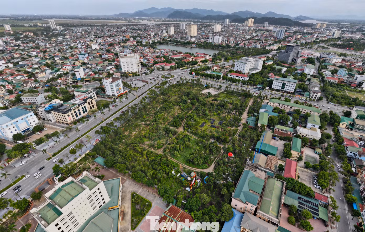 Sau khi trúng đấu giá, khu đất này sẽ được thực hiện dự án Tổ hợp nhà ở, thương mại, dịch vụ Trường Vinh với chiều cao toà nhà tối đa 37 tầng.