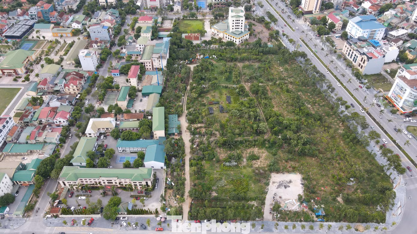 Khu đất rộng hơn 37 nghìn m2 nằm tại vị trí đắc địa của trung tâm thành phố Vinh cũ.