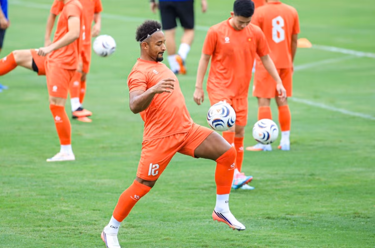 ĐT Việt Nam luyện tập cho trận Chung kết lượt về ASEAN Cup 2026 với ĐT Thái Lan. Ảnh: M.D/ TPO.