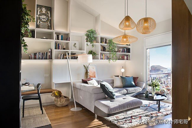 Ly hôn ở tuổi 40, người phụ nữ mua gác mái 48m² giá rẻ rồi biến thành căn hộ 2 tầng: Không rộng nhưng sống cực “đã” - 3