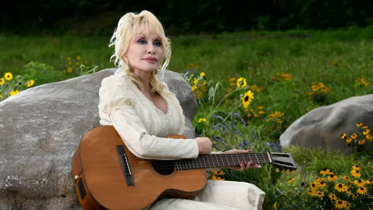 Danh ca Dolly Parton. Ảnh: NBC