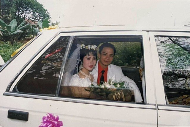 Ảnh cưới NSƯT Nguyệt Hằng - Anh Tuấn cách đây 30 năm gây sốt - 5