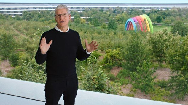 CEO Apple - Tim Cook.