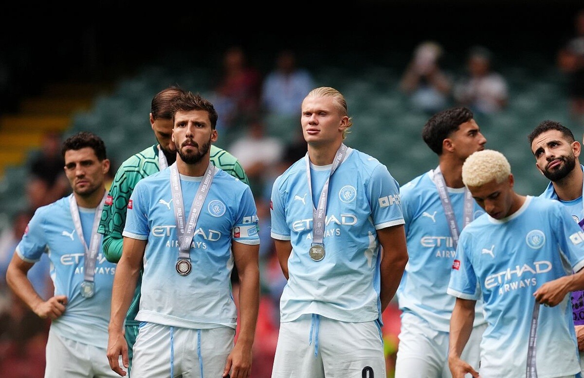 Man City khởi đầu kỷ nguyên hậu Pep Guardiola bằng thất bại thảm hại. Đây cũng là trận thua đậm nhất của Man City tại Siêu cúp Anh kể từ năm 2014.