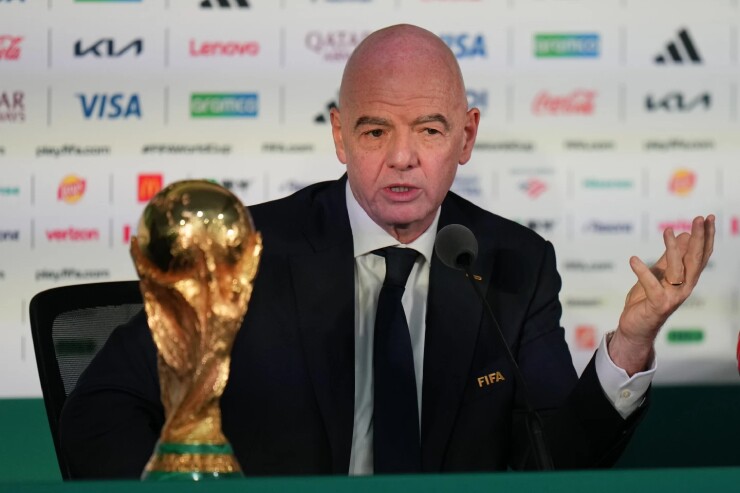Chủ tịch Infatino thừa nhận từ bỏ kế hoạch "bán" World Cup vì gây chia rẽ sâu sắc