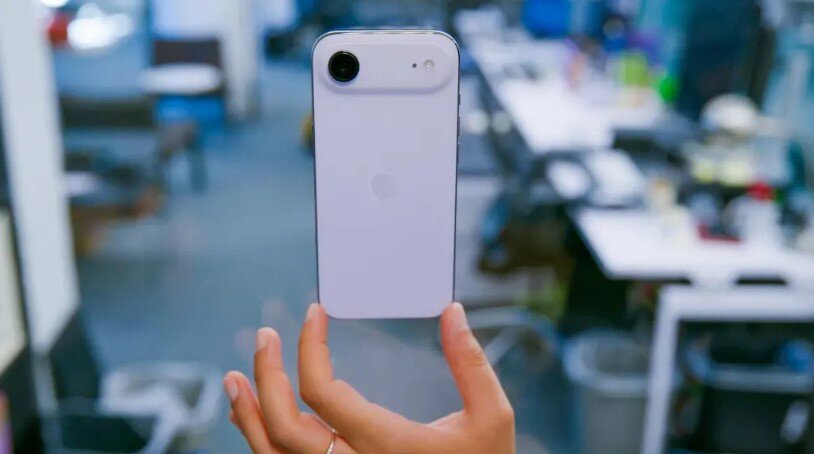 iPhone Air.