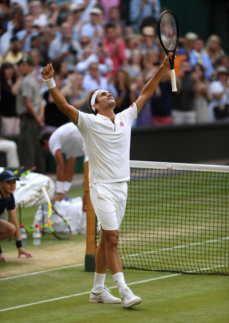 Federer thống trị sân Trung tâm Wimbledon bằng đẳng cấp và bản lĩnh