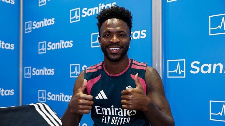 Vinicius được cho là đã cảm ơn Arsenal sau khi gia hạn với Real Madrid