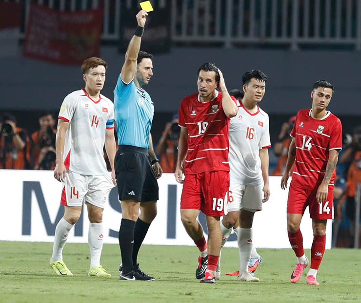 Trái ngược với ĐT Việt Nam là ĐT Indonesia